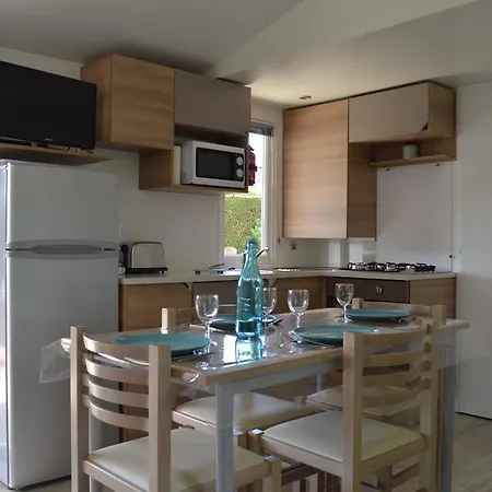 Beau Mobilhome La Palmyre 4 Etoiles Campsite