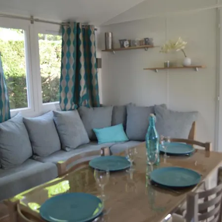 אתר קמפינג Beau Mobilhome La Palmyre 4 Etoiles לס מתה