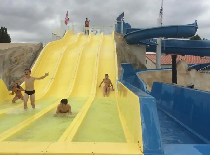 Beau Mobilhome La Palmyre 4 étoiles Camping